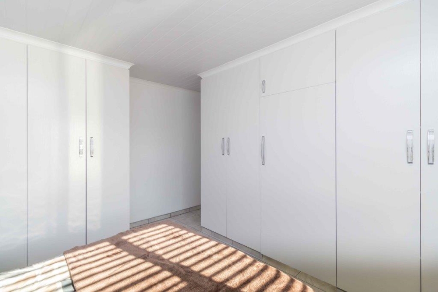 2 Bedroom Property for Sale in Velddrif Western Cape